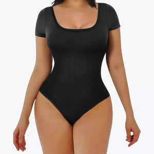 1+1 AKCIÓ RunwayShape EverydayControl Square Neck Rövid Ujjú Alakformáló Tanga Bodysuit